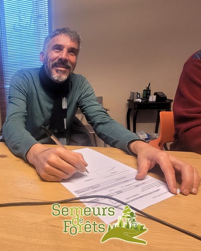 Semeurs de Forêts achète un 6ème terrain en Maine-et-Loire pour le renaturer. update